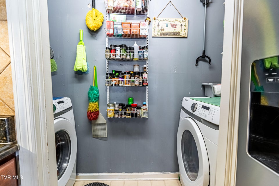 Photo #16: 425 Andover Court