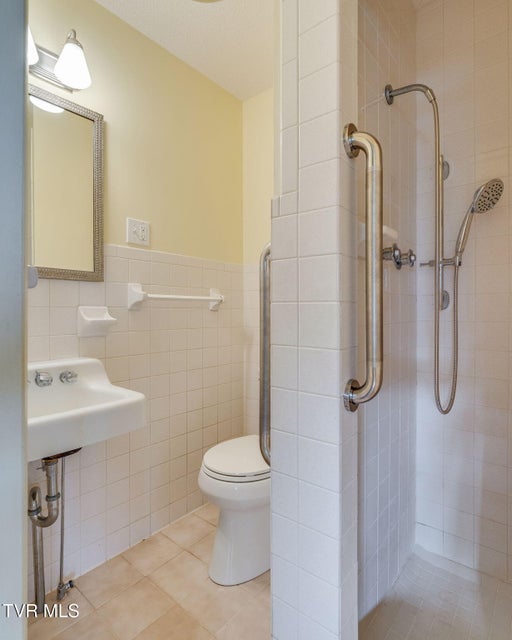 Photo #27: 163 Cecil Gray Road