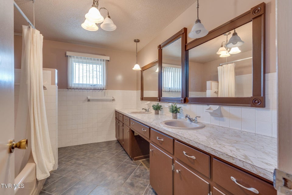 Photo #22: 163 Cecil Gray Road