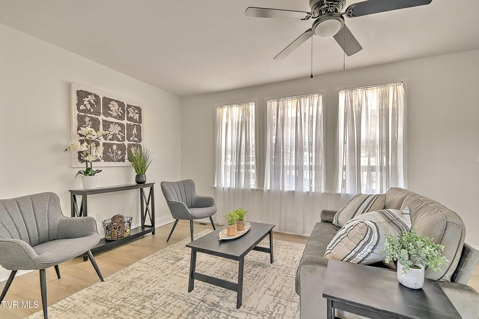 Photo #9: 2512 Long Street