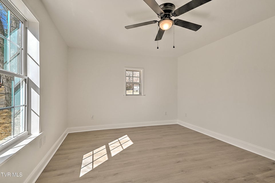 Photo #25: 2512 Long Street