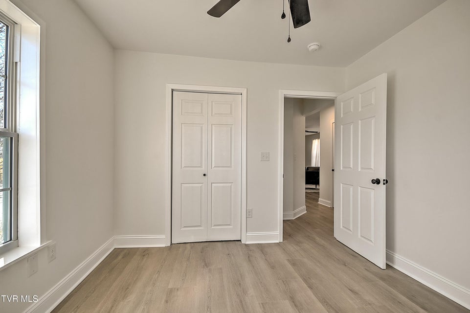 Photo #35: 2512 Long Street