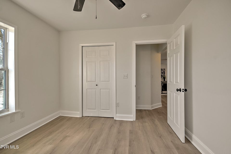 Photo #36: 2512 Long Street