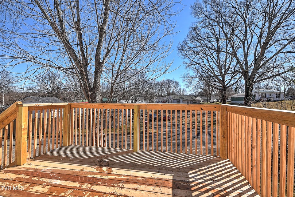 Photo #37: 2512 Long Street