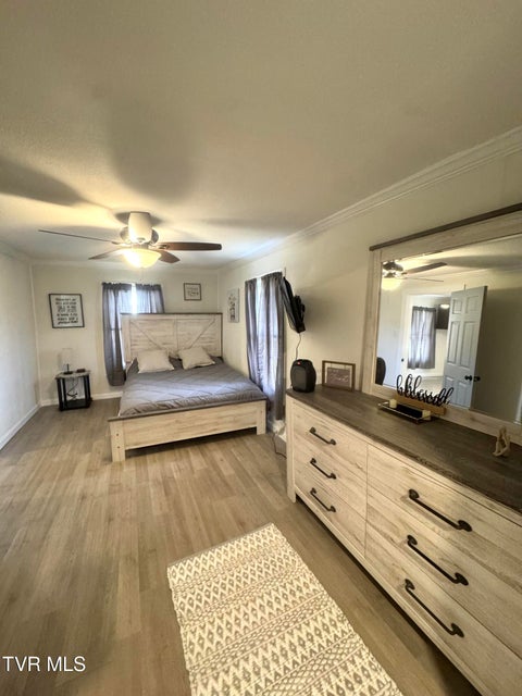 Photo #9: 616 3rd Avenue