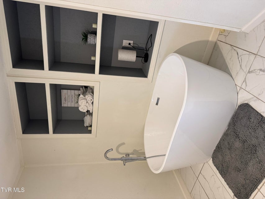 Photo #12: 616 3rd Avenue