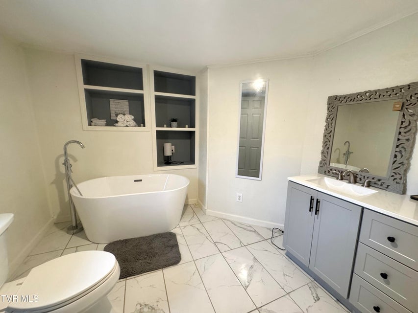 Photo #14: 616 3rd Avenue