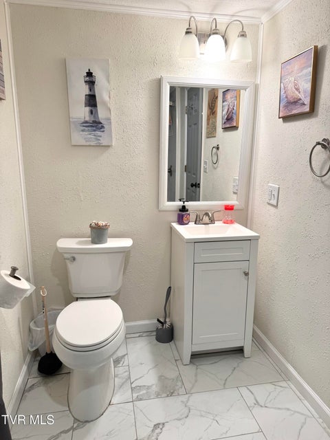 Photo #25: 616 3rd Avenue