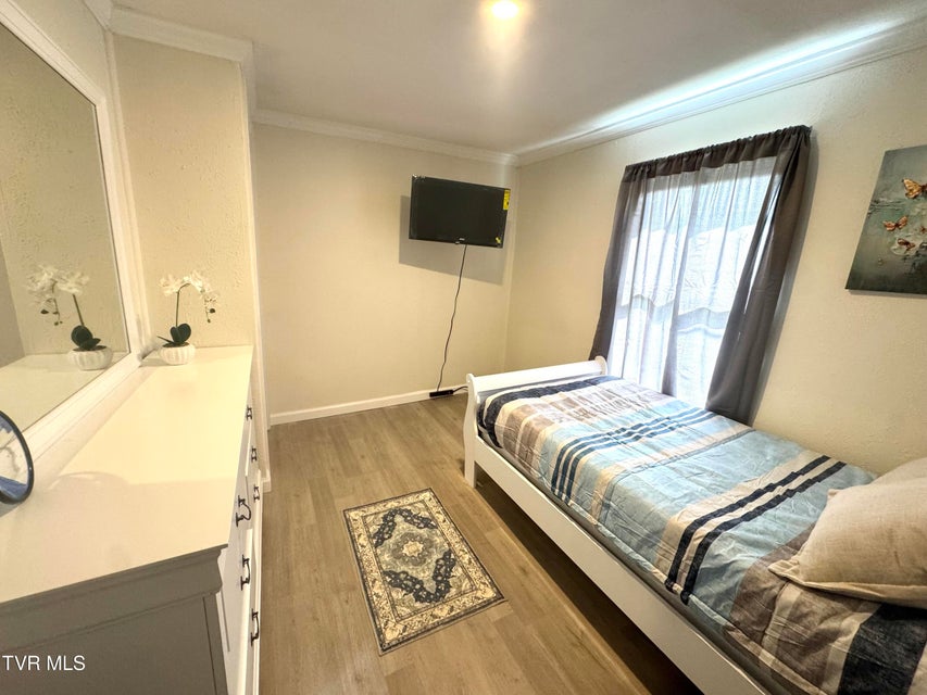 Photo #27: 616 3rd Avenue