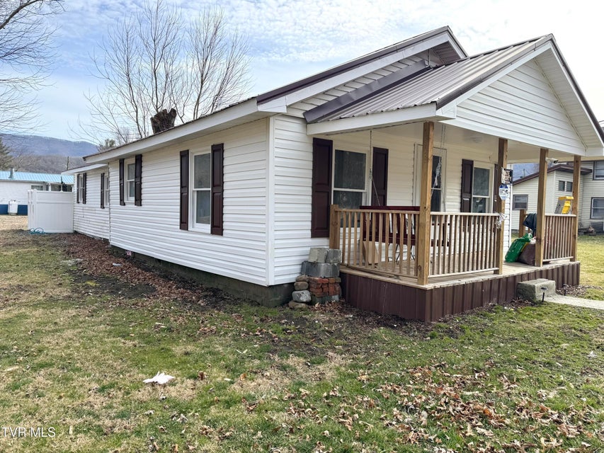 Photo #34: 616 3rd Avenue