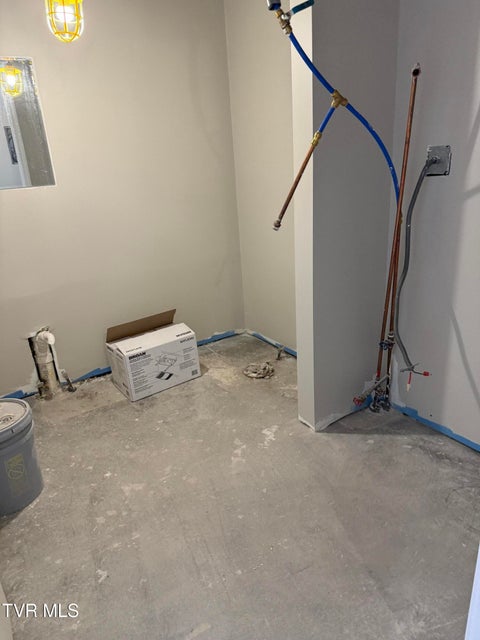 Photo #15: 711/713 Elk Avenue