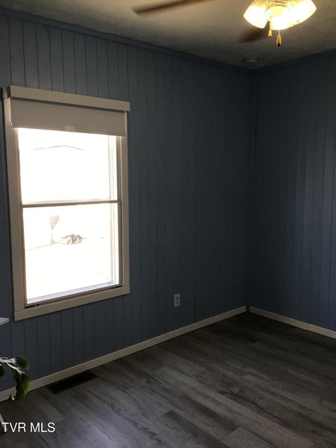 Photo #33: 430 Laws Road