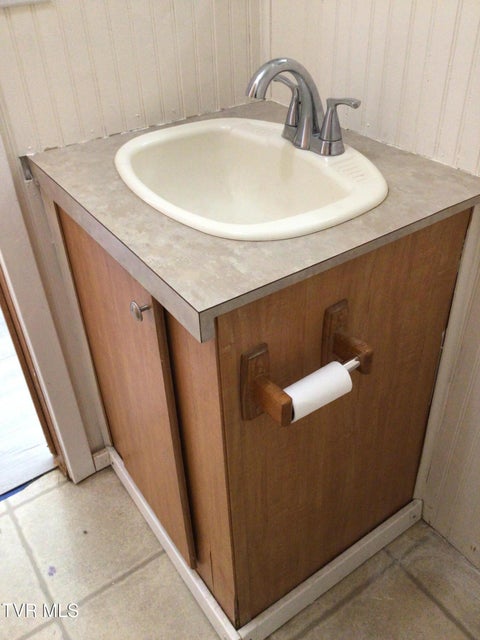 Photo #37: 430 Laws Road