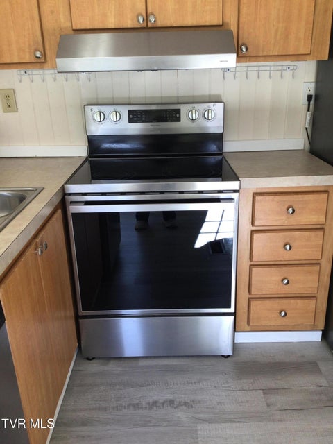 Photo #27: 430 Laws Road