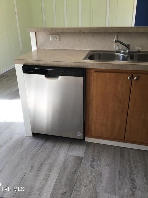 Photo #28: 430 Laws Road