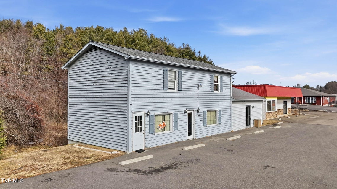 Photo #7: 948 Stuart Drive