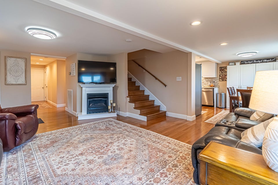 Photo #9: 22262 Driftwood Lane