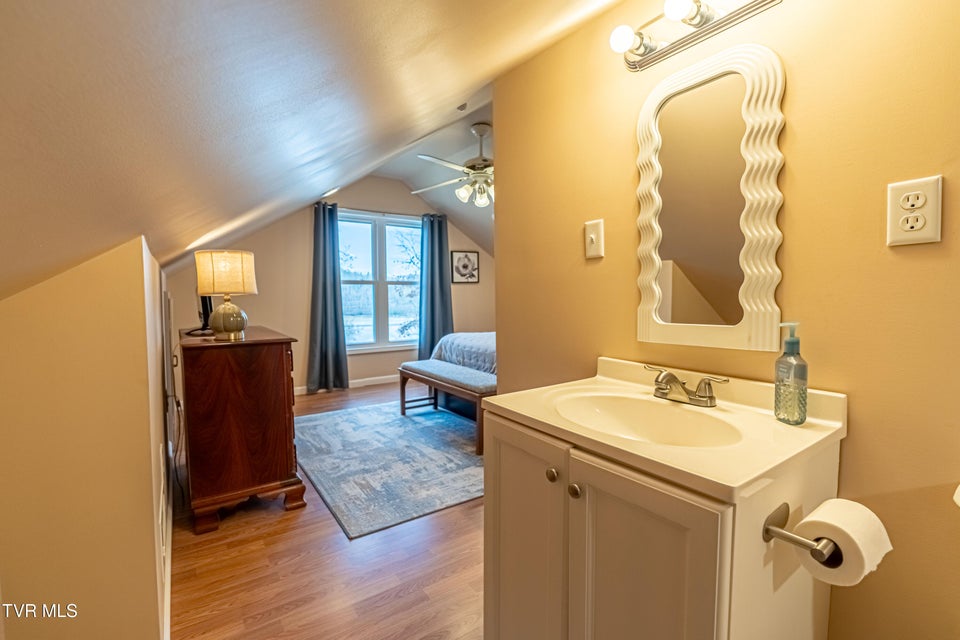 Photo #32: 22262 Driftwood Lane