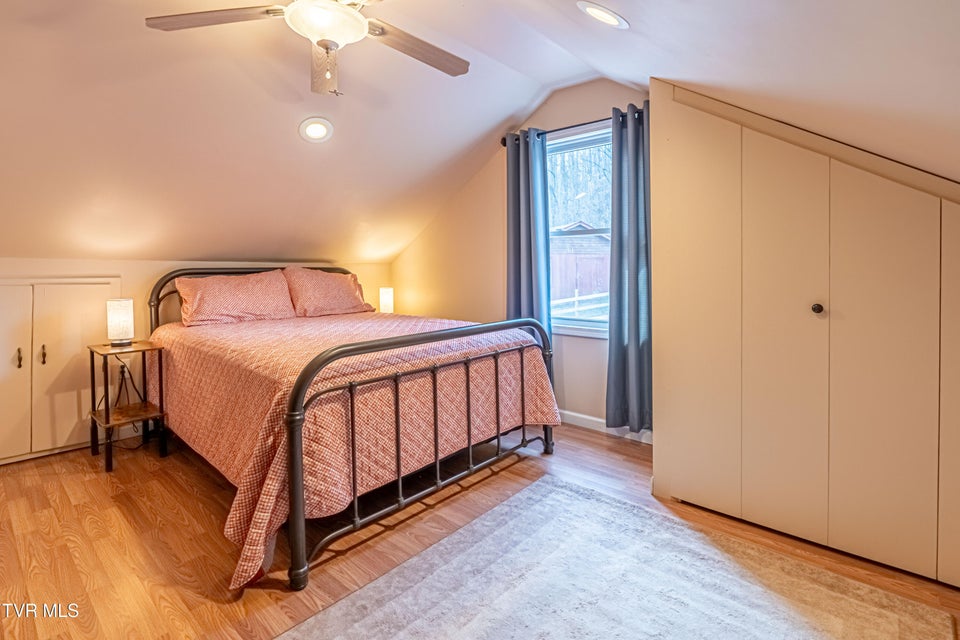 Photo #33: 22262 Driftwood Lane