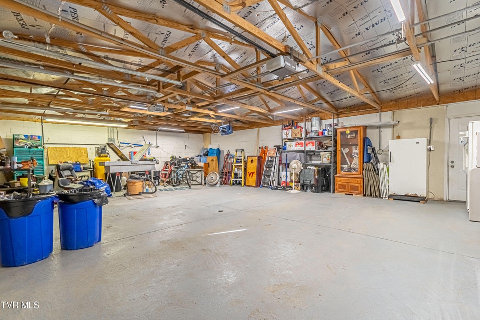 Photo #37: 22262 Driftwood Lane