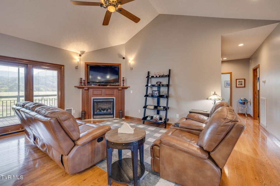 Photo #8: 599 Church Lane