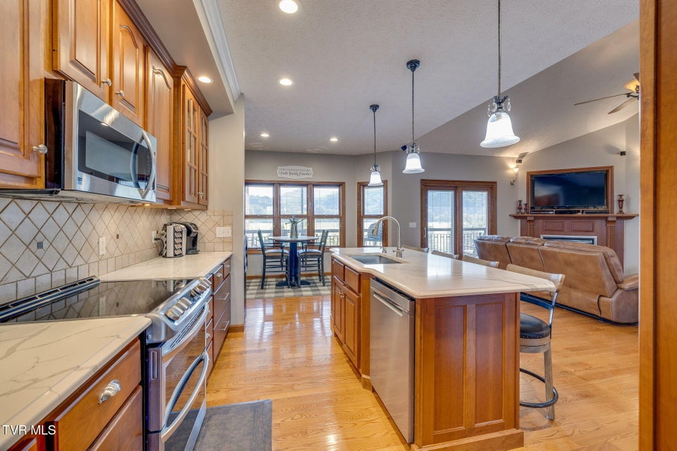 Photo #15: 599 Church Lane