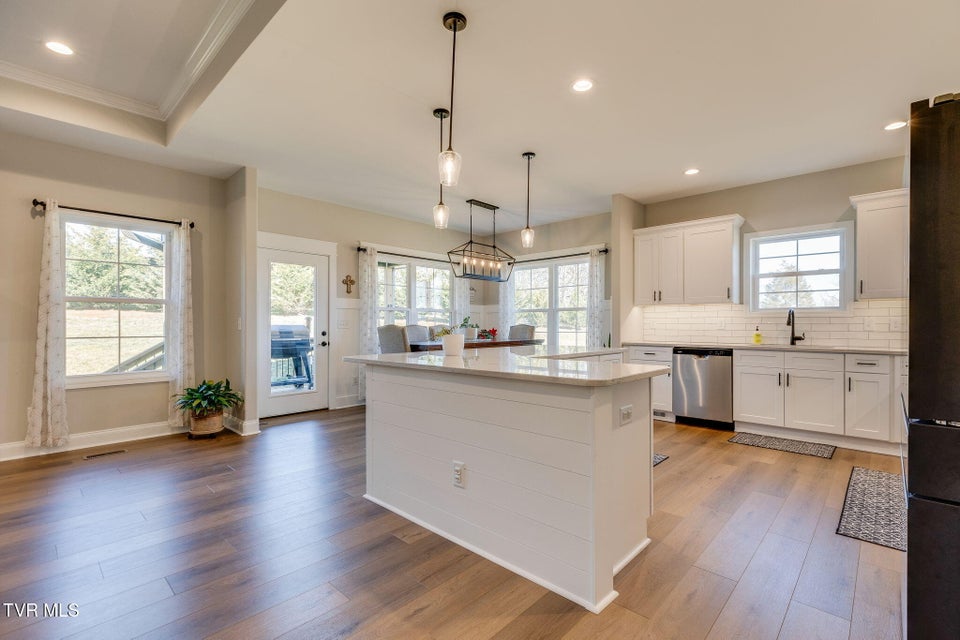 Photo #7: 1492 Orchard View Lane