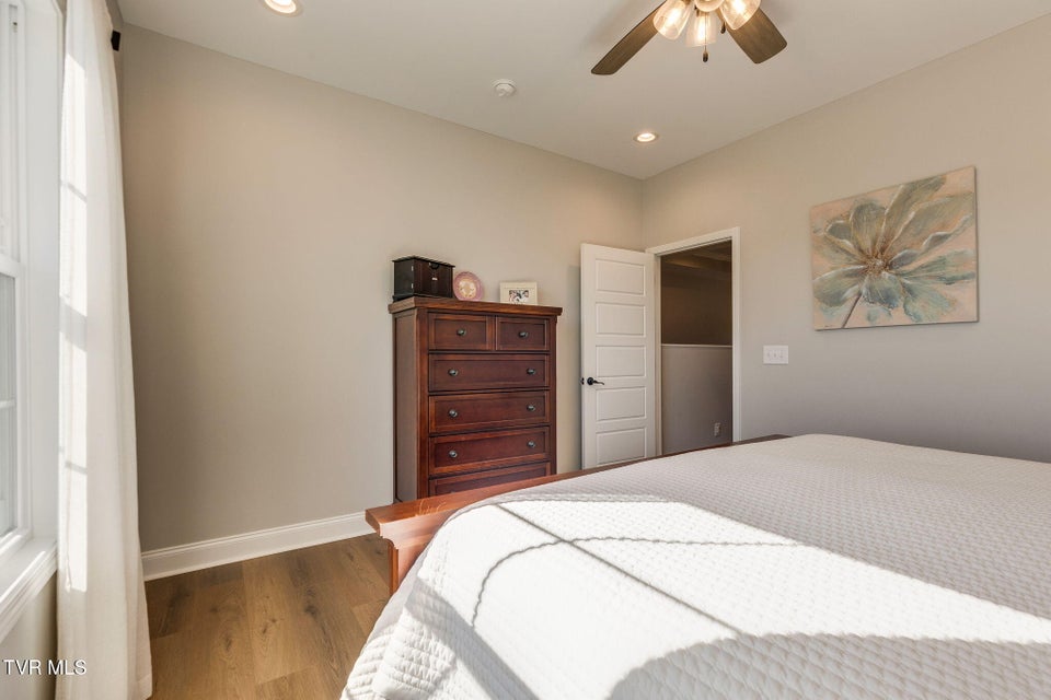 Photo #15: 1492 Orchard View Lane