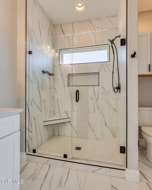 Photo #17: 1492 Orchard View Lane