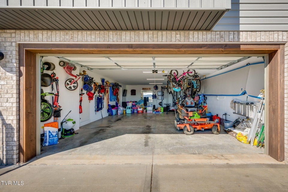 Photo #34: 1492 Orchard View Lane