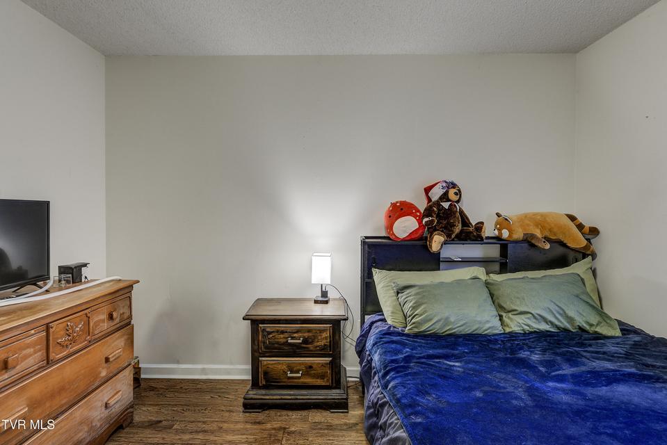 Photo #22: 124 Ogle Road