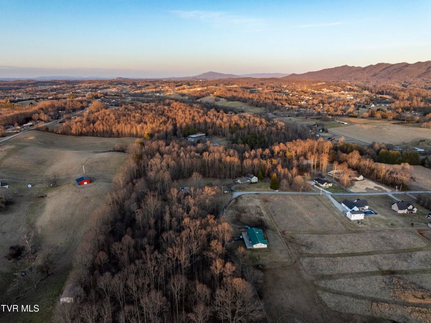 Photo #86: 150 Miller Crossing