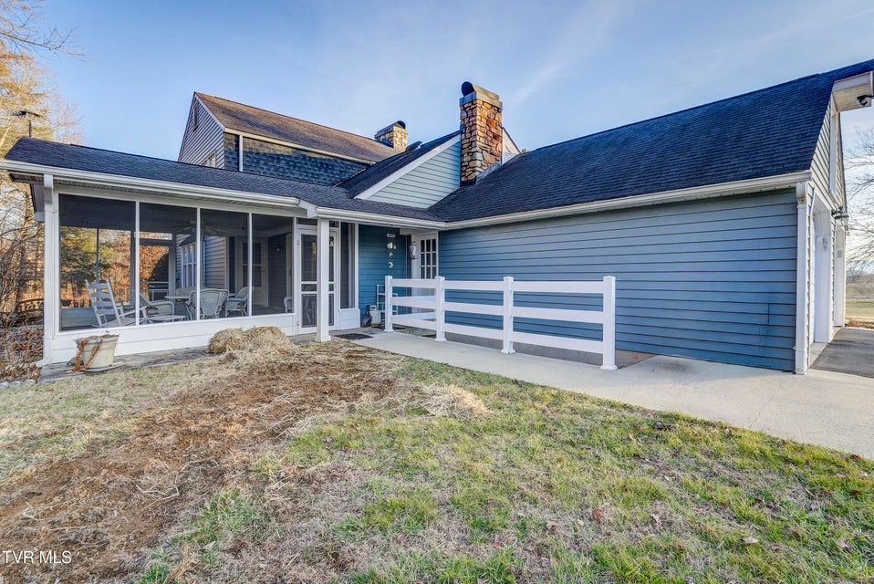 Photo #69: 150 Miller Crossing