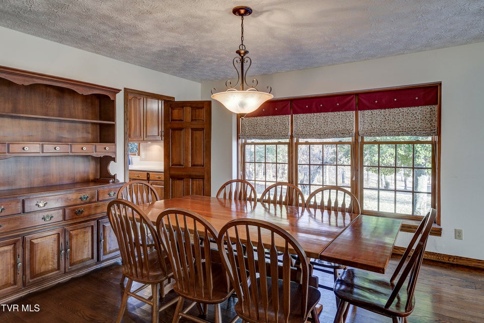 Photo #23: 150 Miller Crossing