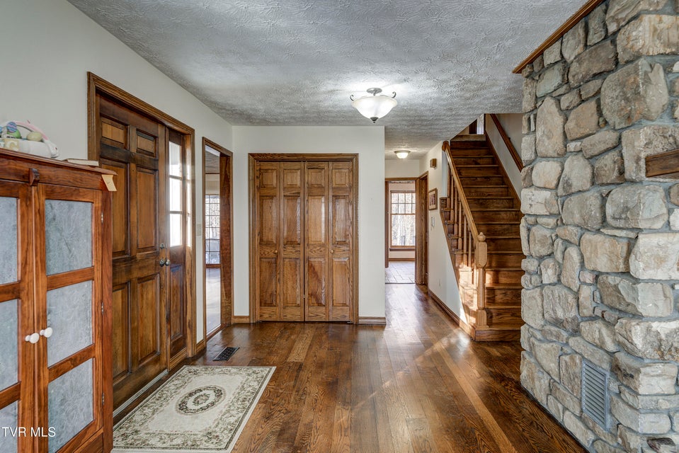 Photo #30: 150 Miller Crossing