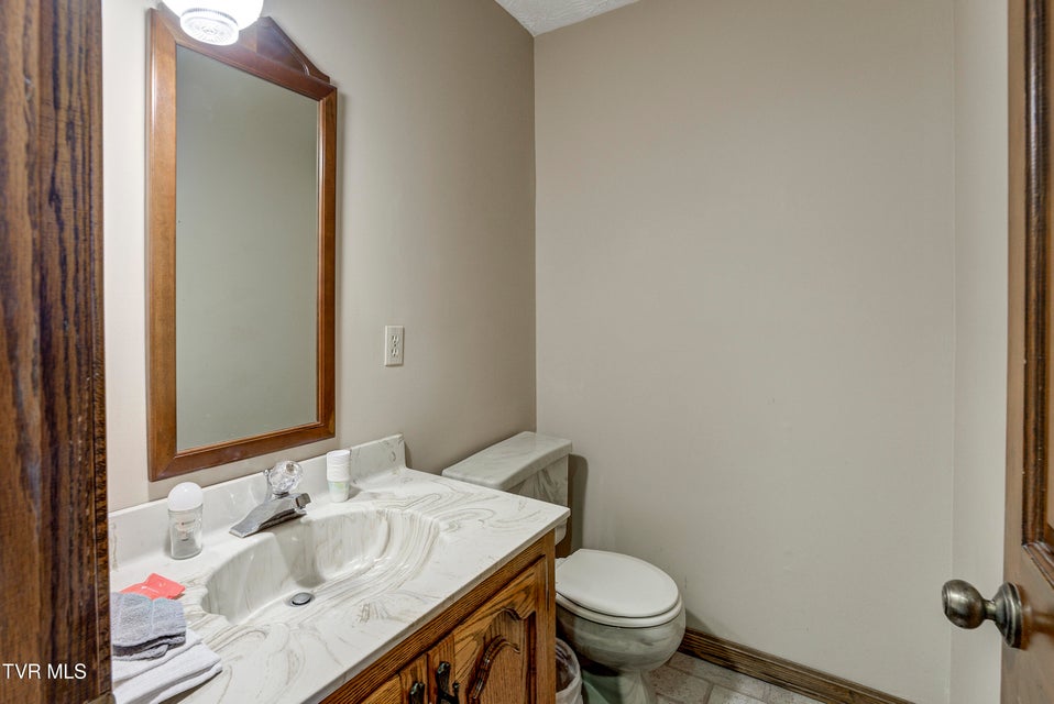 Photo #36: 150 Miller Crossing