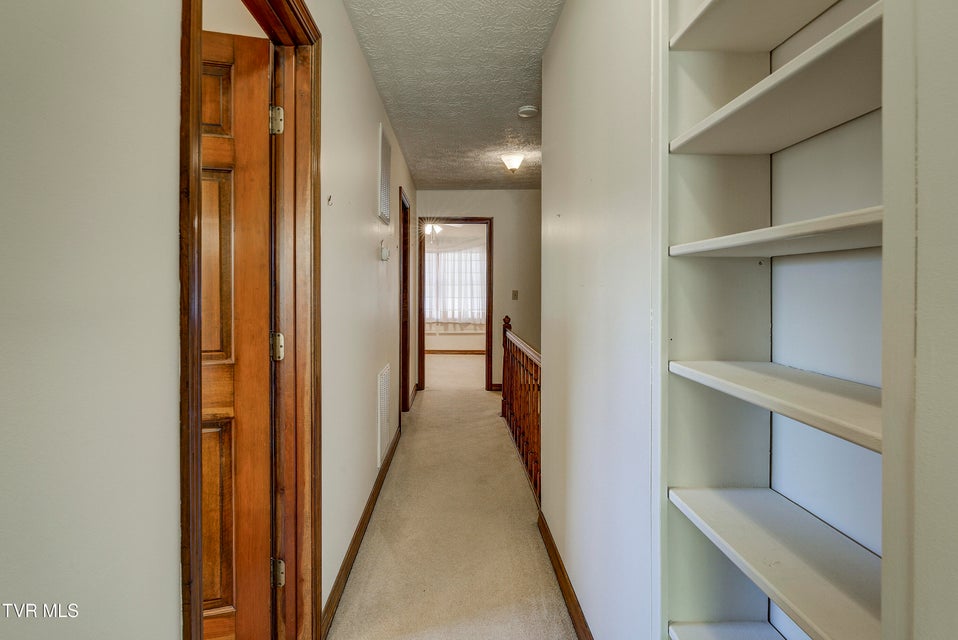 Photo #49: 150 Miller Crossing