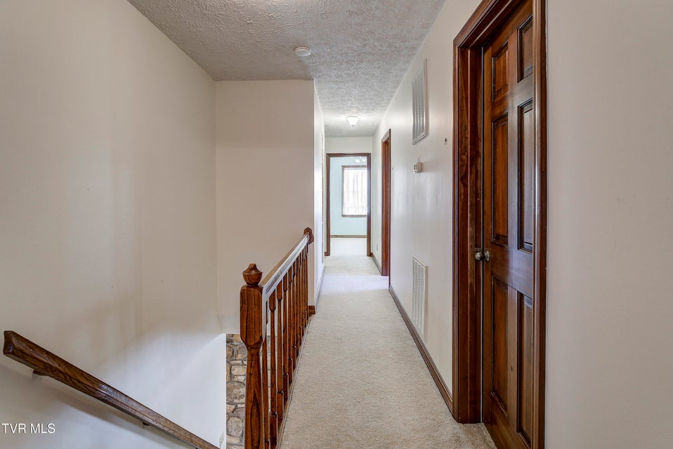 Photo #53: 150 Miller Crossing