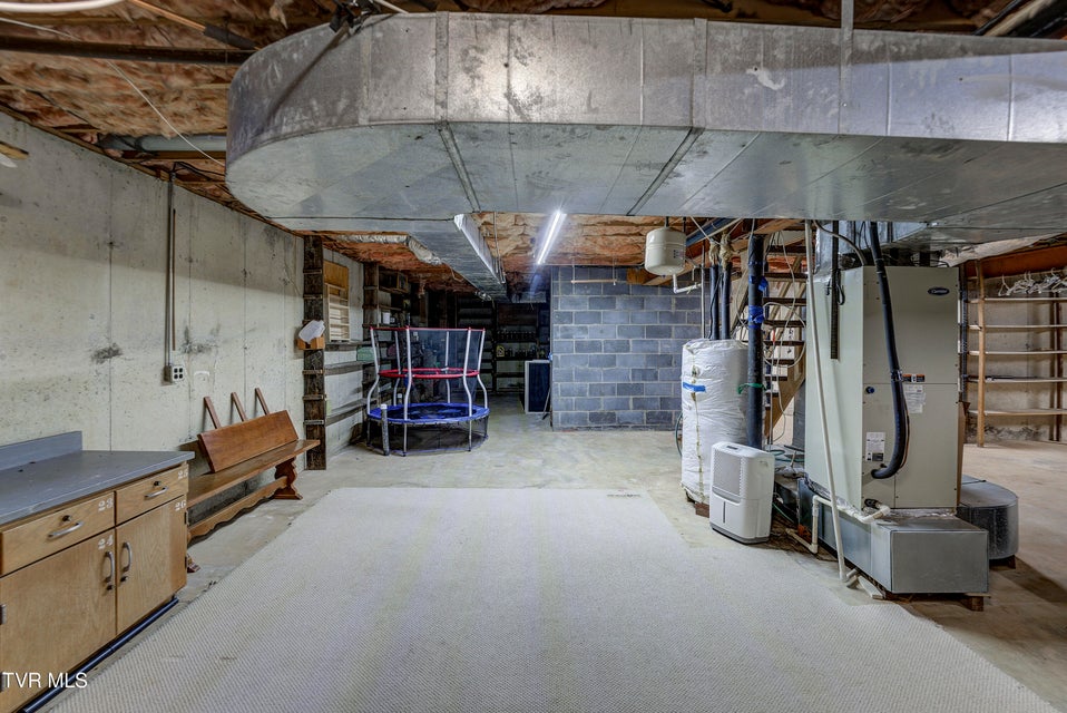 Photo #57: 150 Miller Crossing