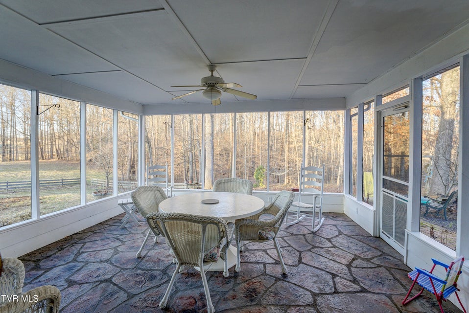 Photo #63: 150 Miller Crossing