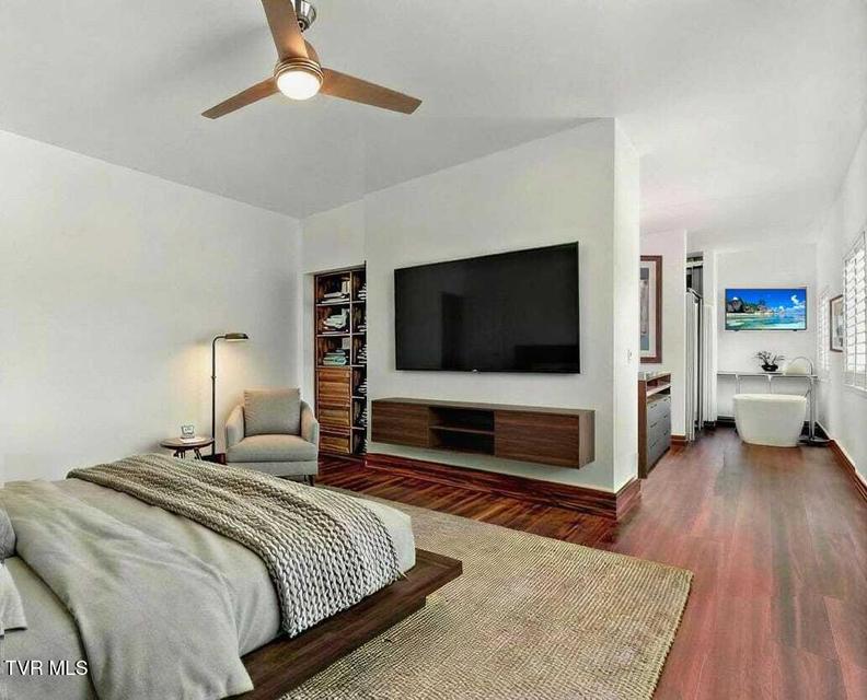 Photo #6: 3 Overlook Court