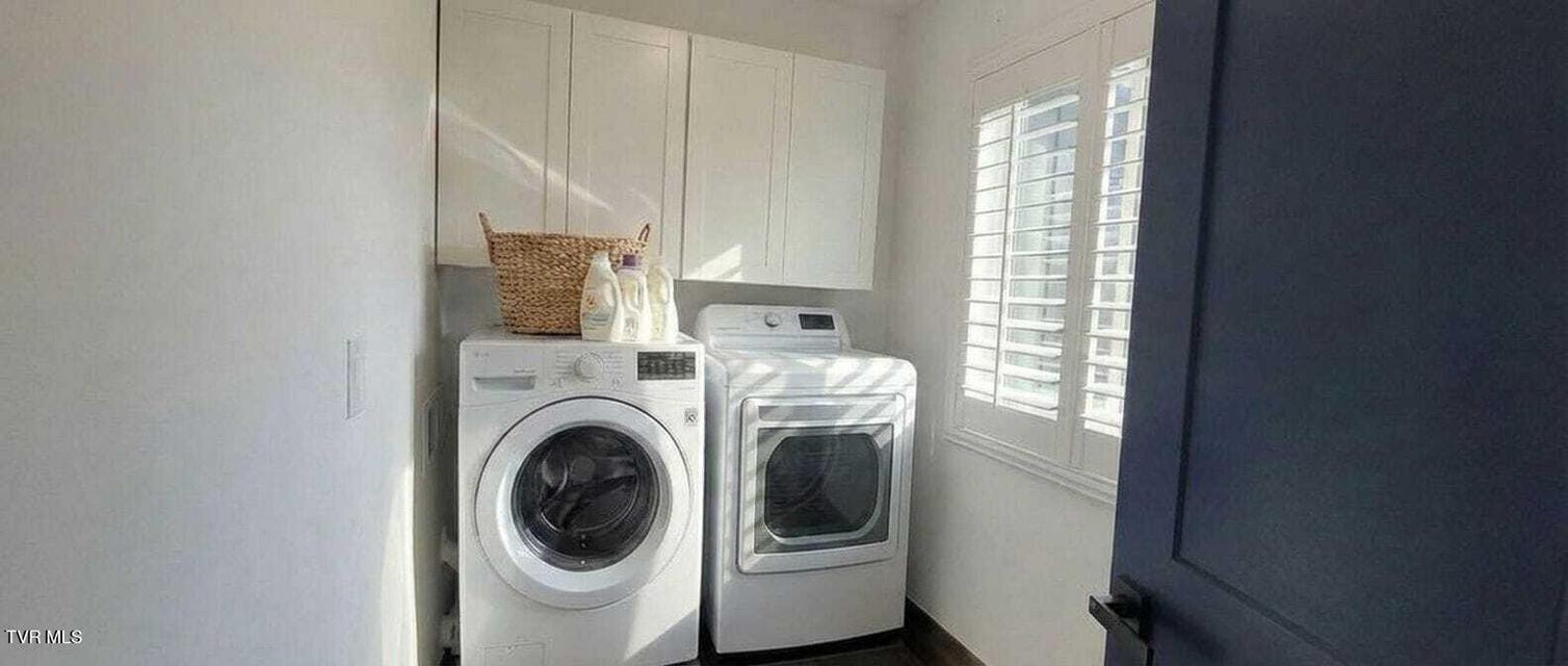 Photo #17: 3 Overlook Court