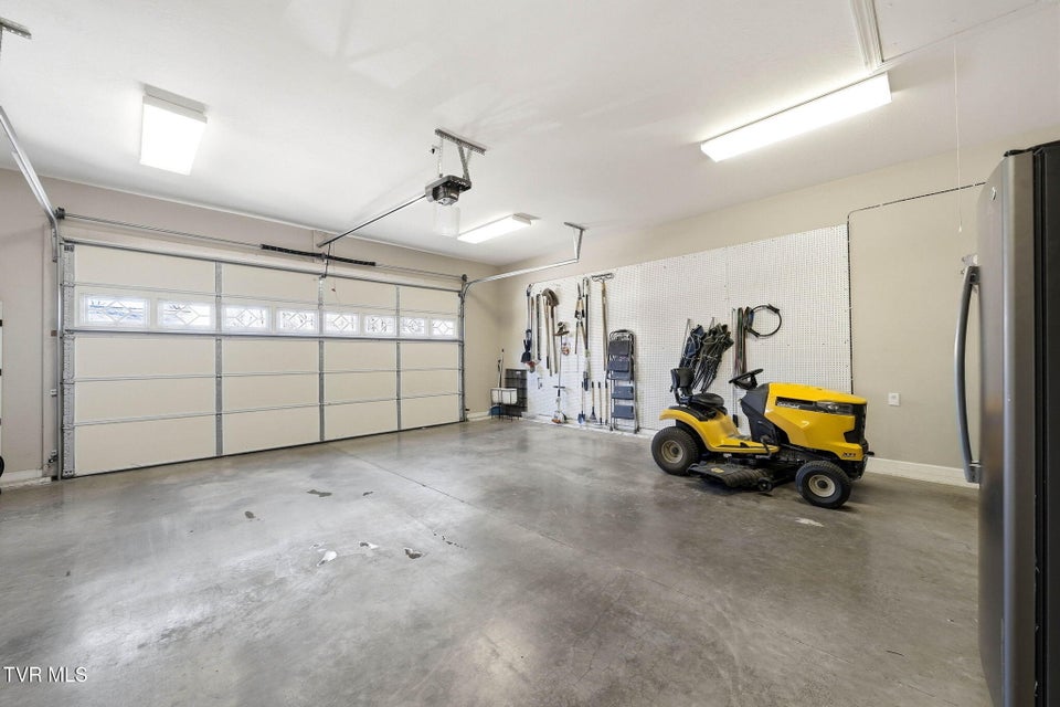 Photo #26: 163 Dean Archer Road