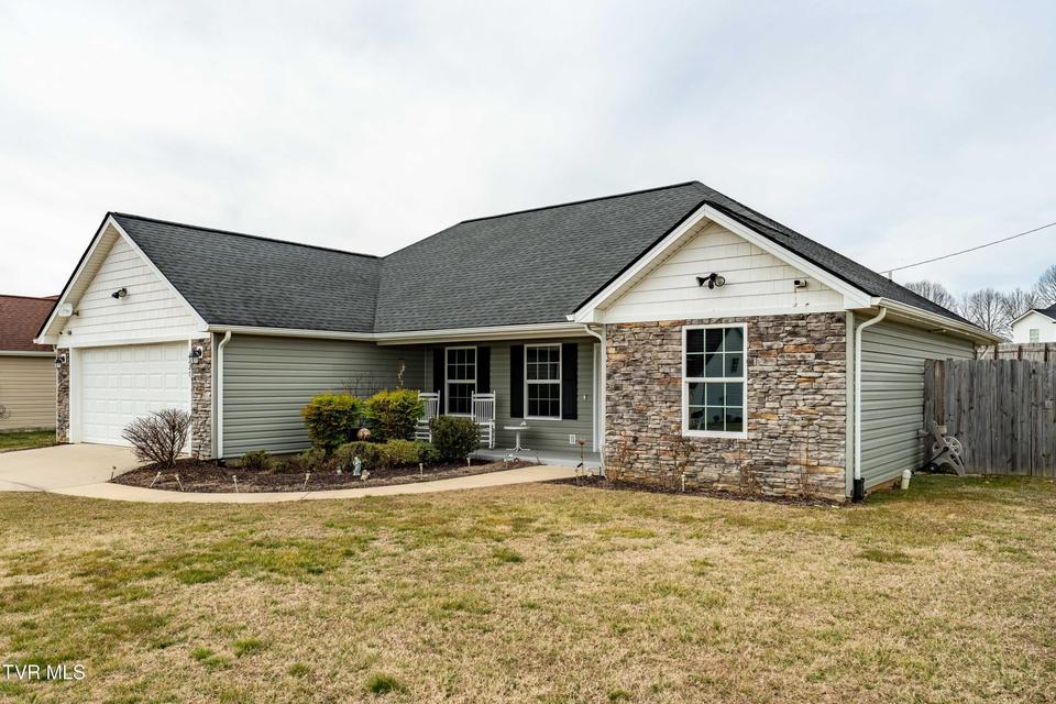 Photo #8: 1227 Quaker Run