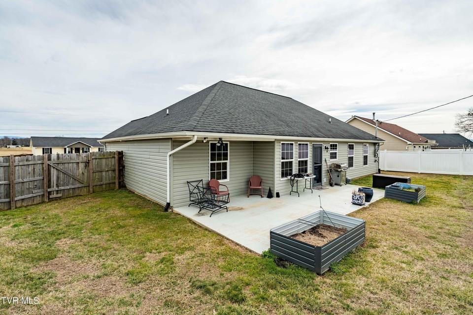 Photo #41: 1227 Quaker Run