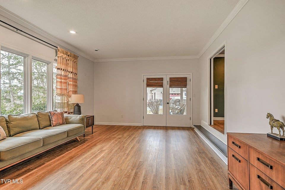 Photo #11: 149 Kingsbridge 