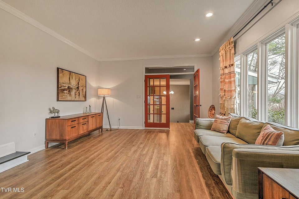 Photo #12: 149 Kingsbridge 