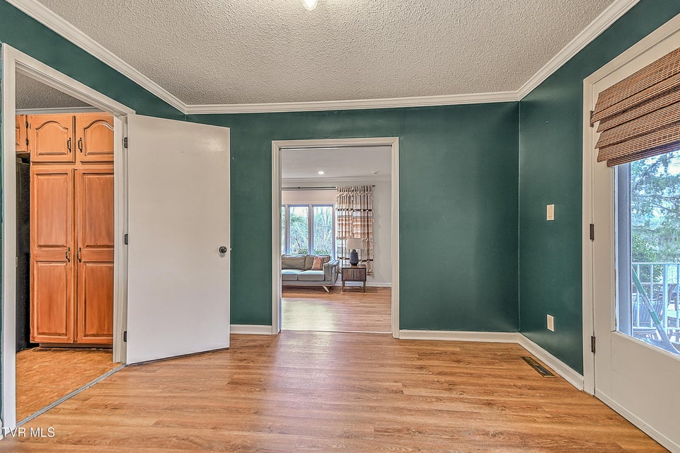 Photo #17: 149 Kingsbridge 