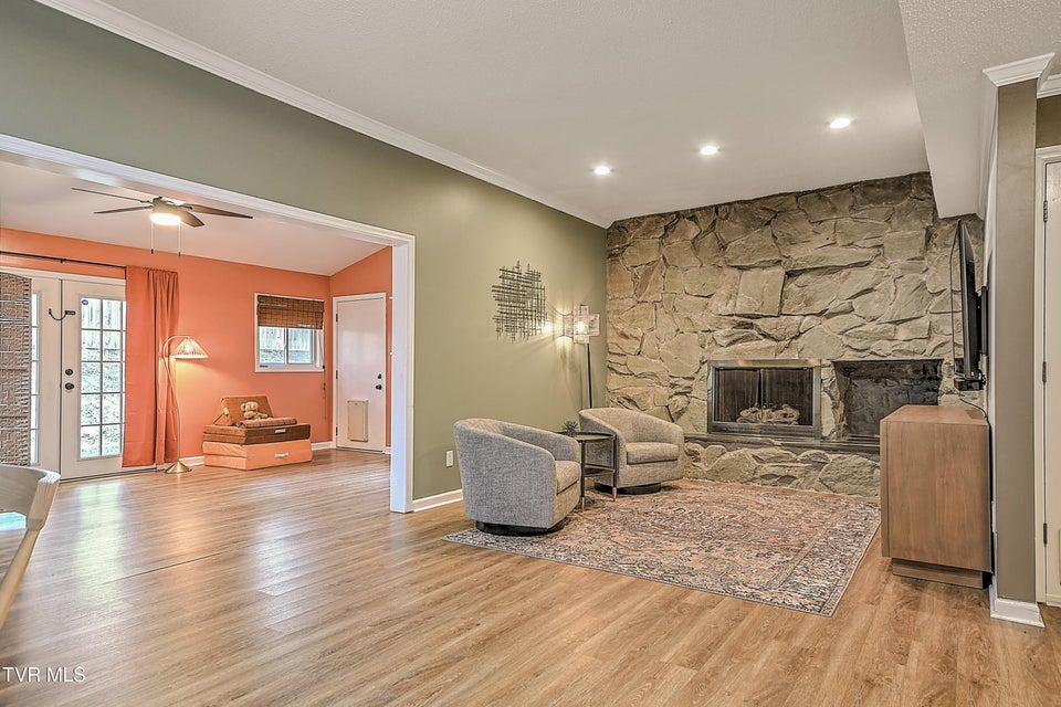 Photo #29: 149 Kingsbridge 