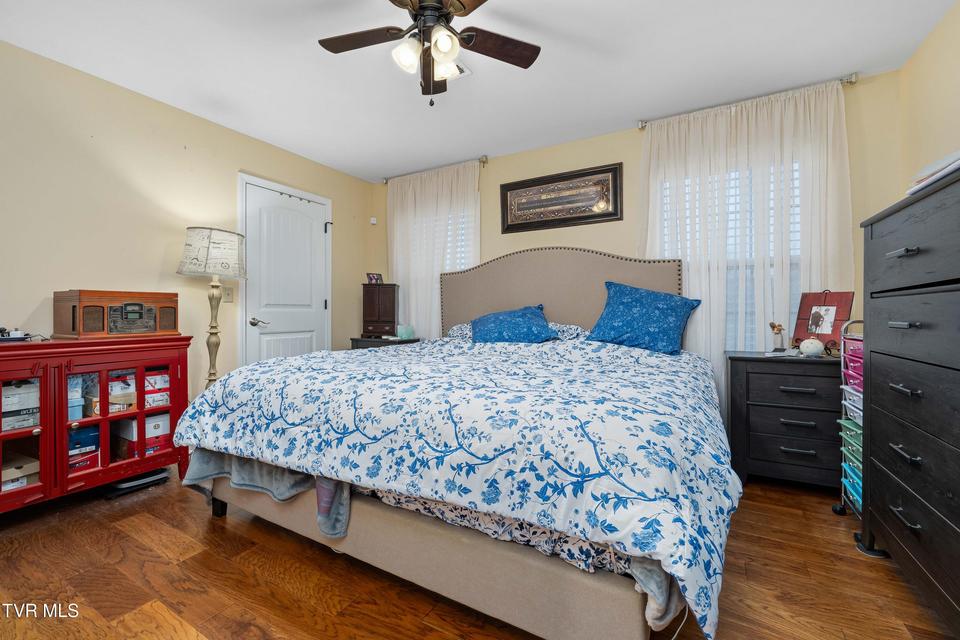 Photo #32: 1227 Quaker Run